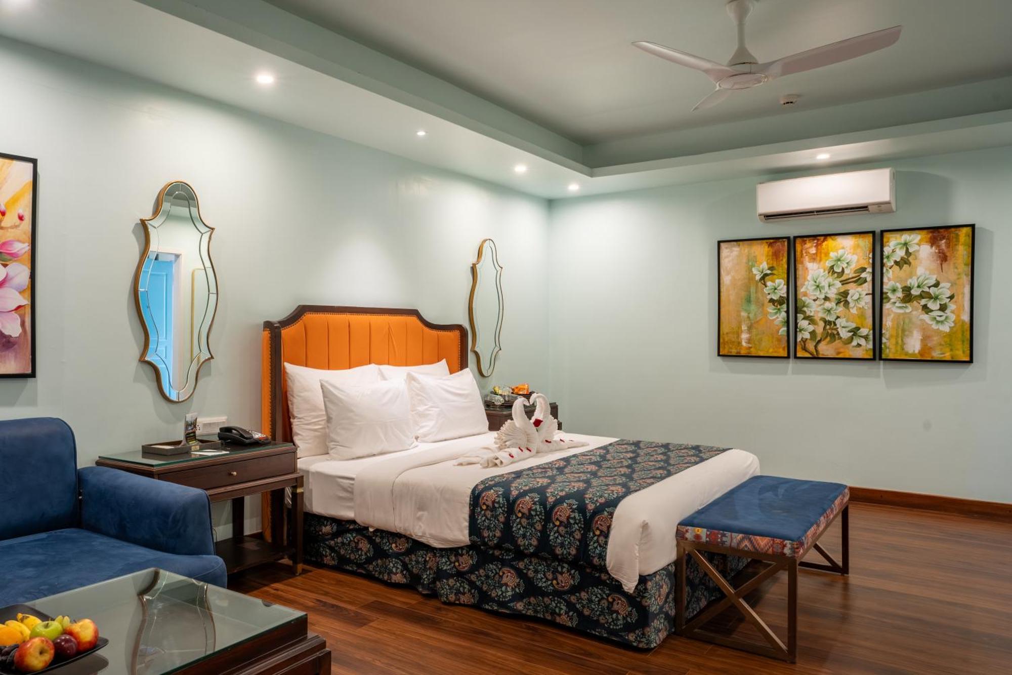 Mayfair On Sea, Morjim Beach, Goa エクステリア 写真